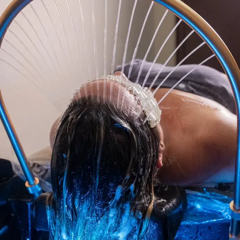 ✂️ ¡Renueva tu estilo hoy! ✂️✨ Asesoría de estilo gratuita