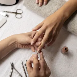 Manicura y pedicura spa  (2h ) 