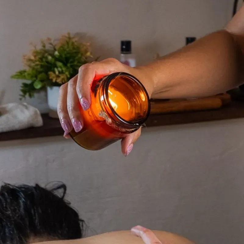 Masaje con velas aromáticas de 90 min