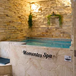 Circuito Spa( Sauna, jacuzzi y área relax)