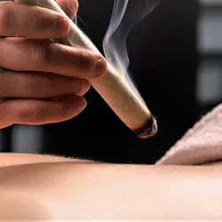 Terapia con Moxibustion 