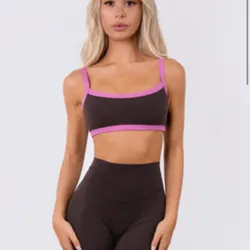 Conjunto deportivo Old Navy(legging campana)