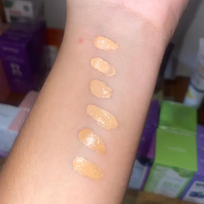 Base de maquillaje BB con alta cobertura y protección solar