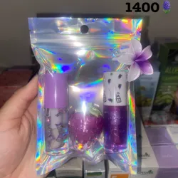 Bolsita glossy tono "Lilas"