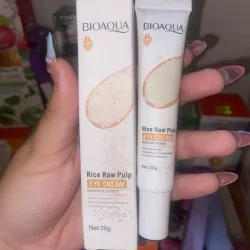 Contorno de ojos de PULPA de ARROZ de la marca BIOAQUA