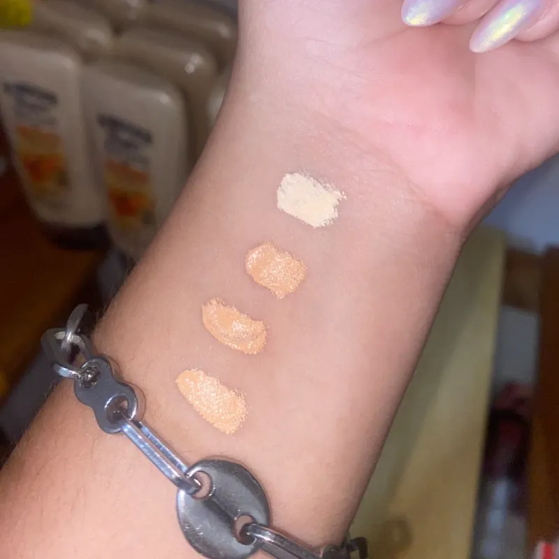 Corrector líquido con SÚPER COBERTURA