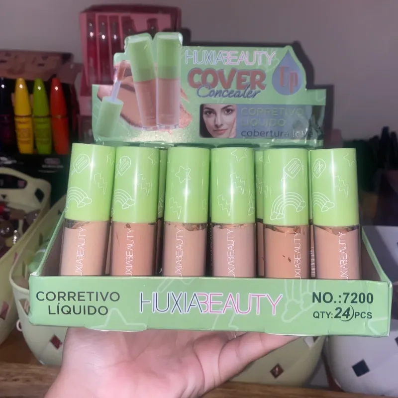 Corrector líquido de la marca HUXIABEAUTY
