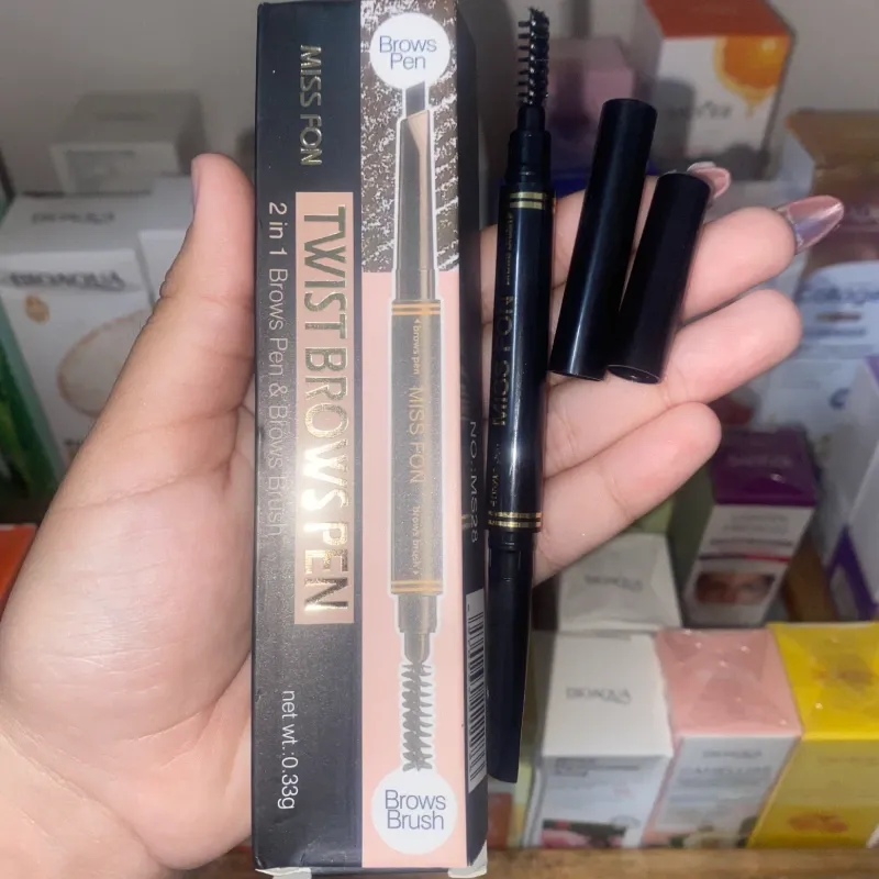 Lápiz 2en1 con cepillito incluído para cejas