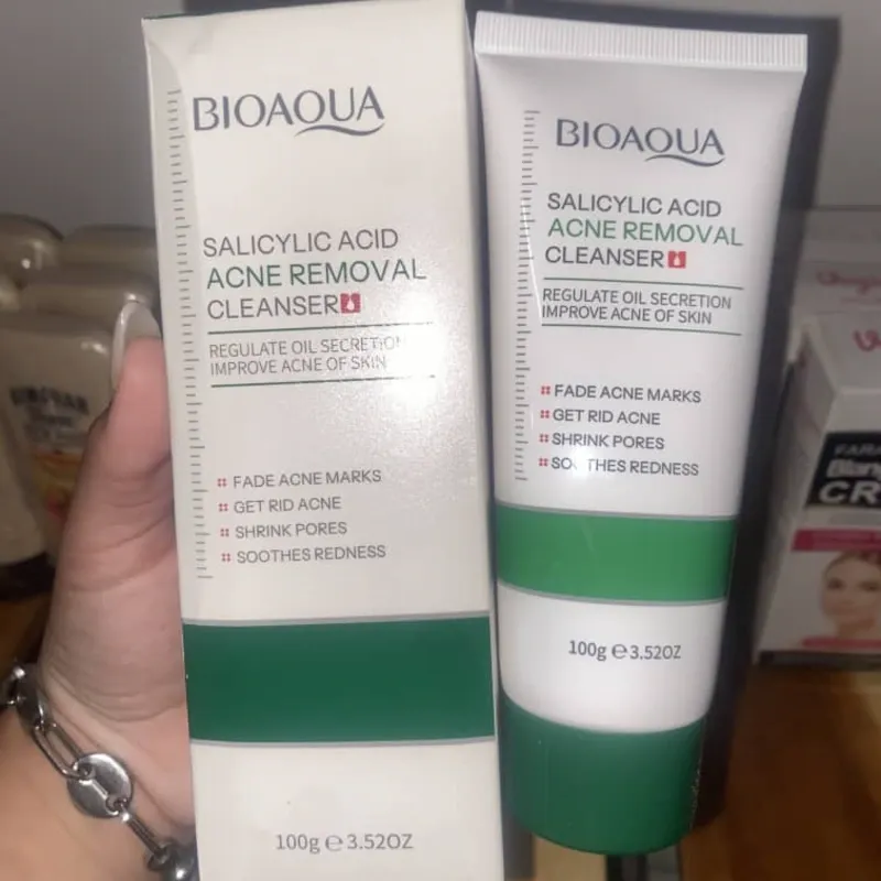 Limpiador facial ANTI-ACNE de ÁCIDO SALICILICO de la marca BIOAQUA de 100g