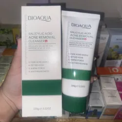 Limpiador facial de ÁCIDO SALICILICO de la marca BIOAQUA