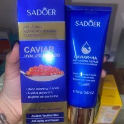 Limpiador facial de CAVIAR y ÁCIDO HIALURÓNICO de la marca SADOER de 100g