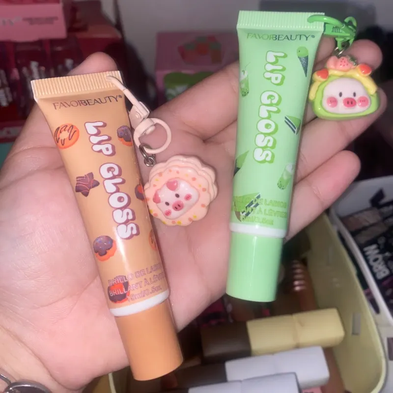 Lip gloss con llavero
