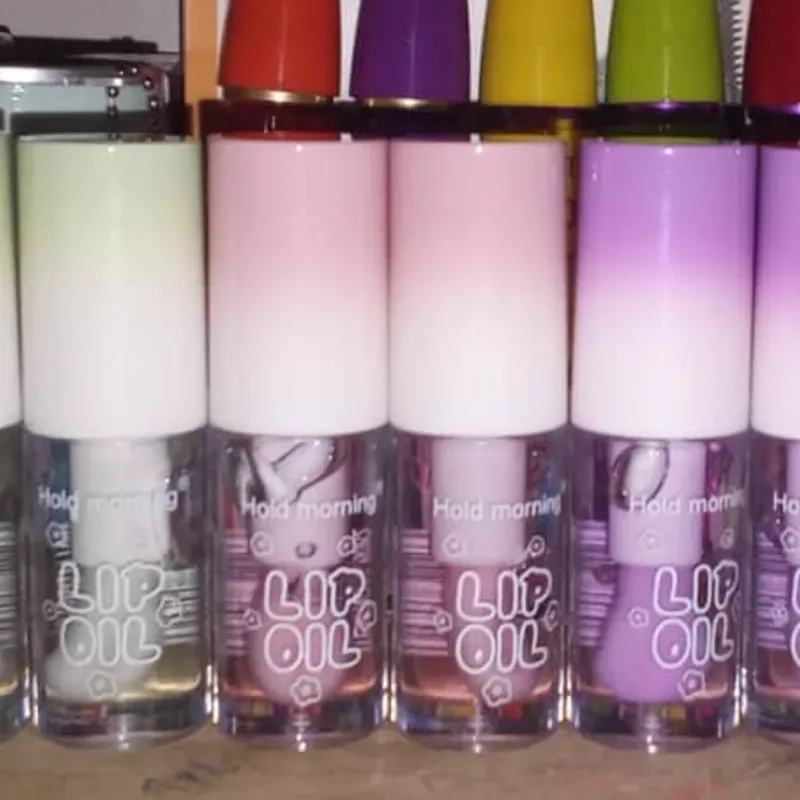 Lip gloss transparente de aplicador ancho con delicioso aroma🌸