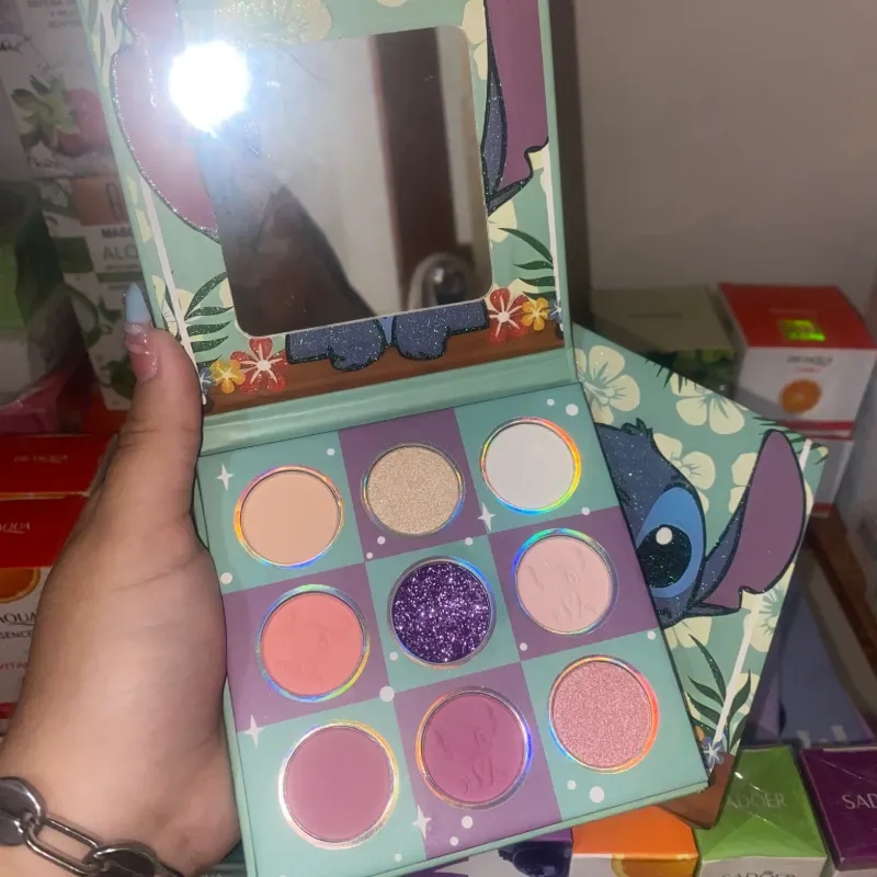 Paleta de sombras de 9 colores de STITCH
