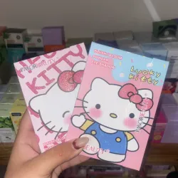 Paletas completas de maquillaje de Hello Kitty