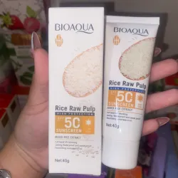 Protector solar de PULPA de ARROZ con SPF 50 de la marca BIOAQUA