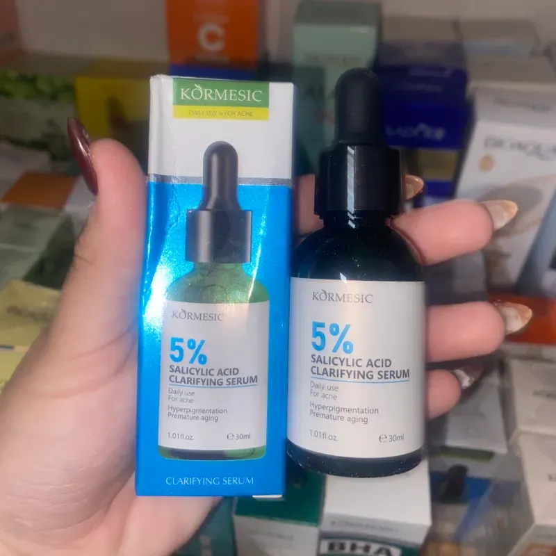 Sérum facial de ÁCIDO SALICILICO al 5% para el control de acné de la marca KORMESIC