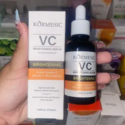 Sérum facial de VITAMINA C, ARBUTINA y NIACINAMIDA de la marca KORMESIC