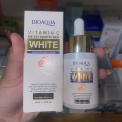 Sérum facial de VITAMINA C WHITE de la marca BIOAQUA