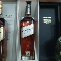 Whisky Johnnie Walker -Platinum Label- 700ml. ¡Exclusivo!