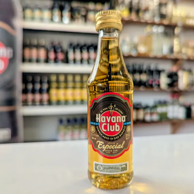 Miniatura Havana Club Añejo Especial 