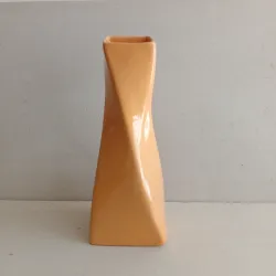 Búcaro Tornillo