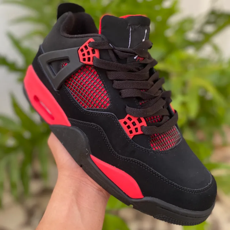 Jordan 4 