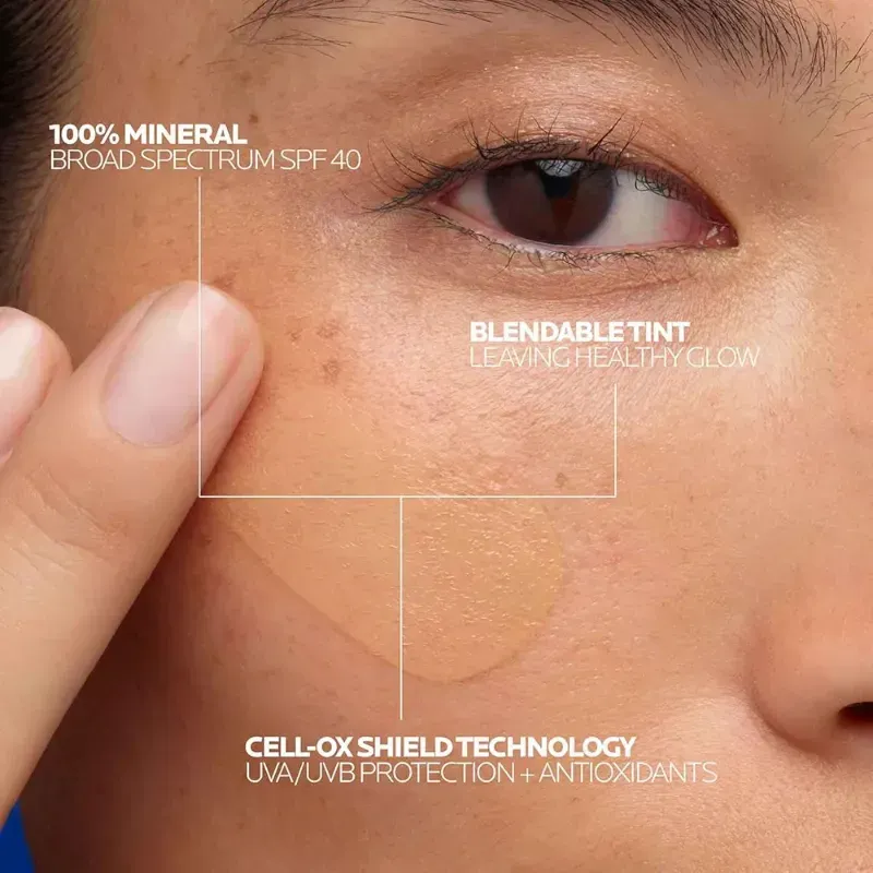 Anthelios Sunscreen SPF 40, Ultra-Light Fluid