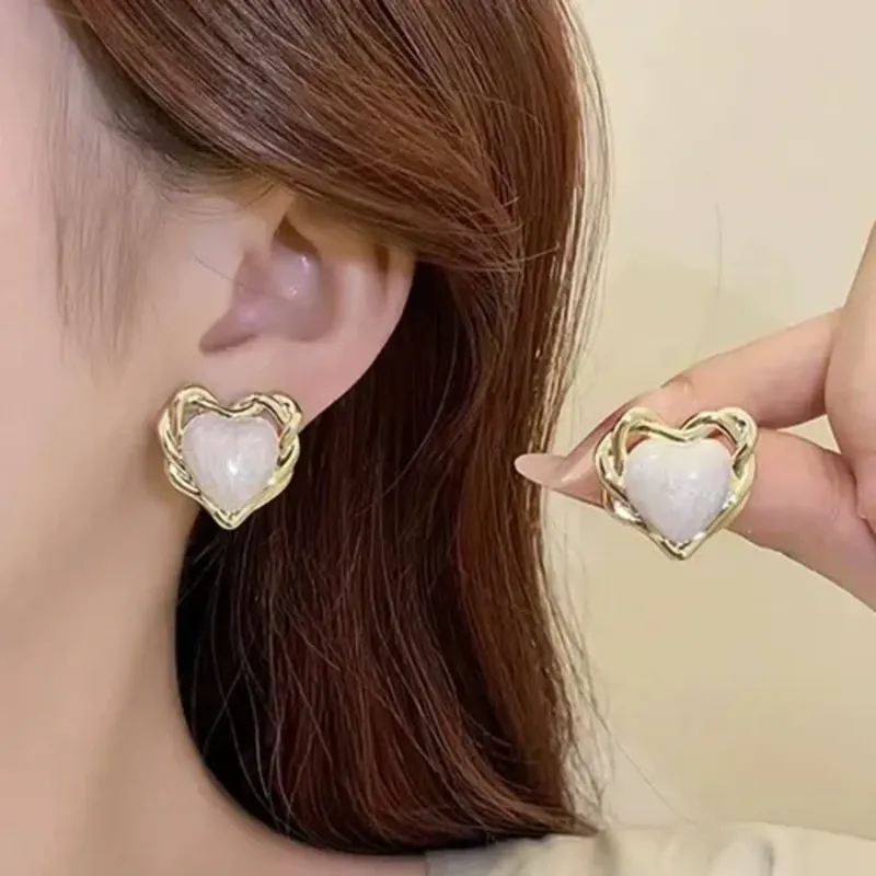 Aretes dorados