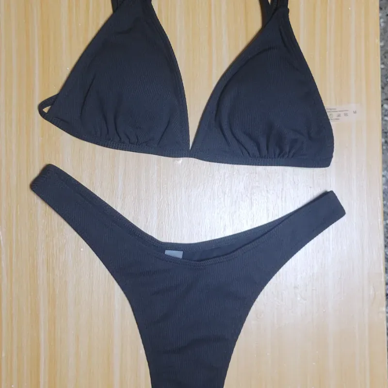 Bikini negro