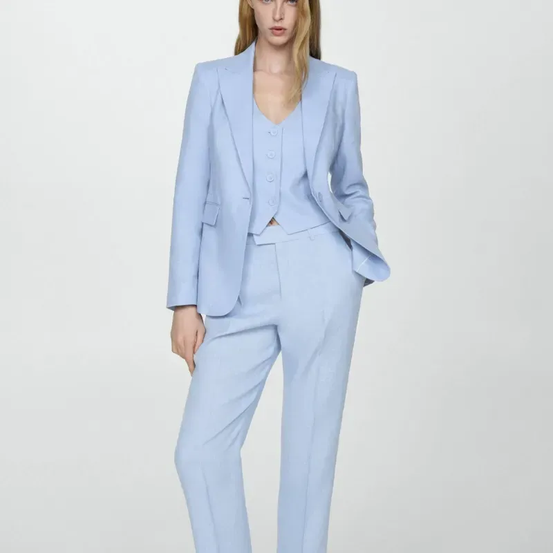 Blazer azul cielo Mango
