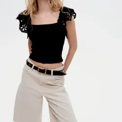 Blusa con mangas de vuelo H&M