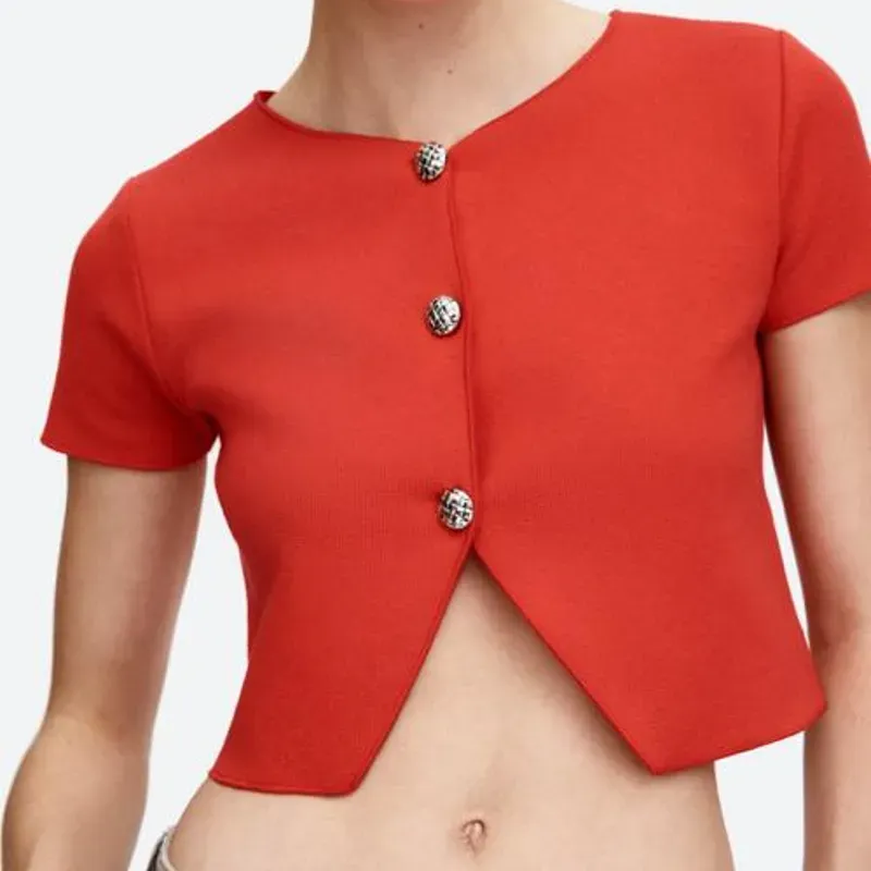 Blusa corta