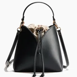 Bolso negro HyM