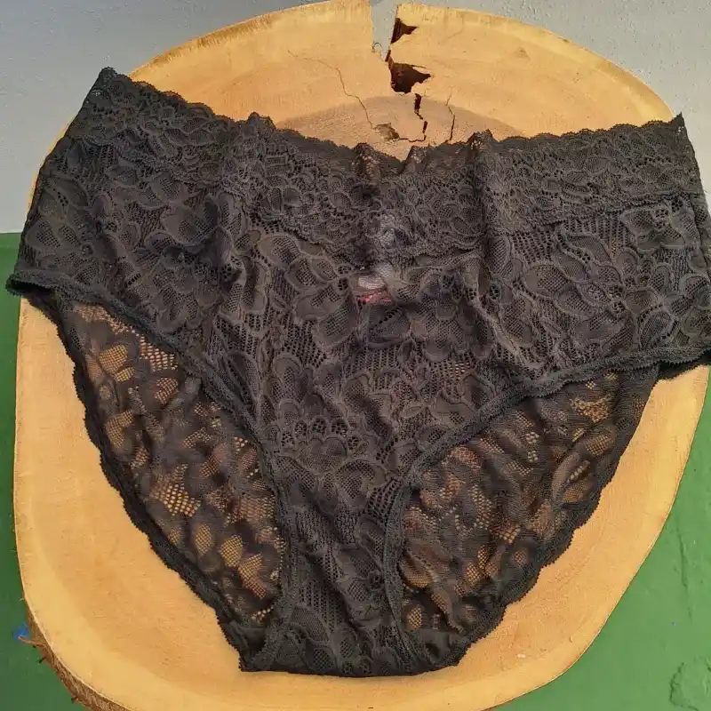 Braga grande de encaje