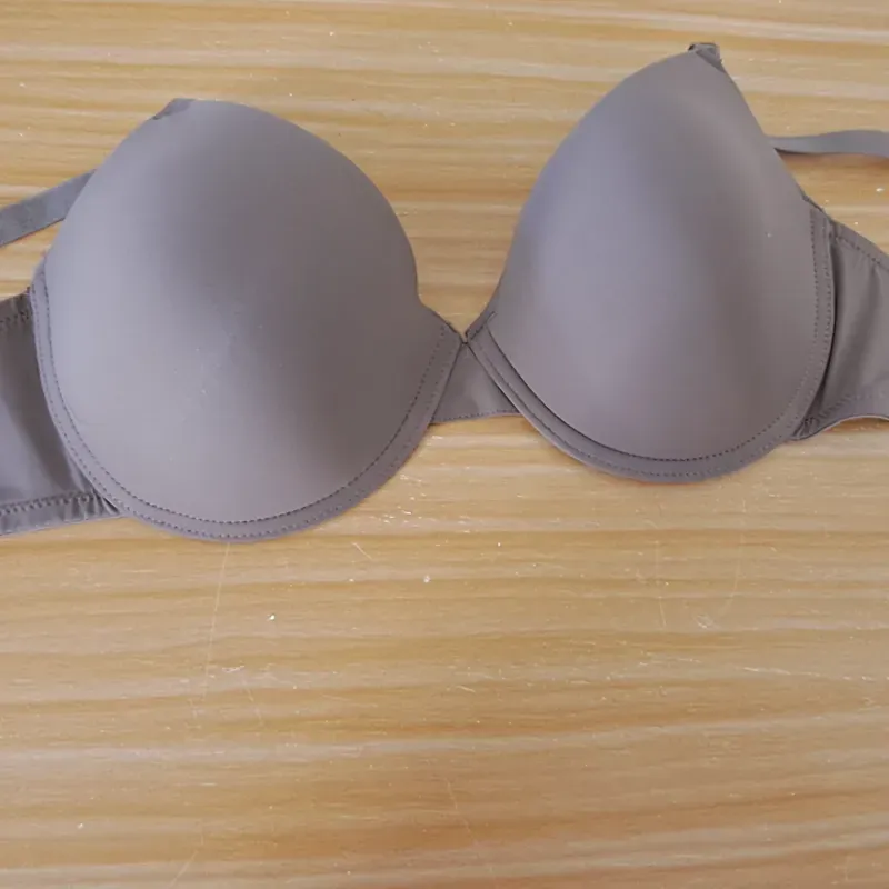 Brasier push up para mujer con varilla