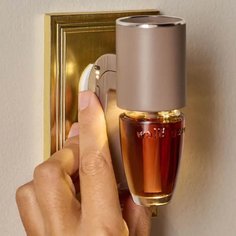 Brown Cylinder Scent Control™ Nightlight