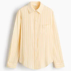 Camisa amarilla de rayas blancas