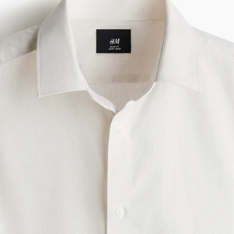 Camisa Beige de Rayas Finas