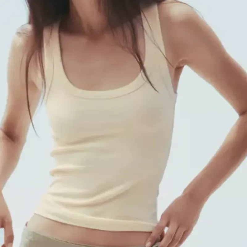 Camiseta Básica ZARA