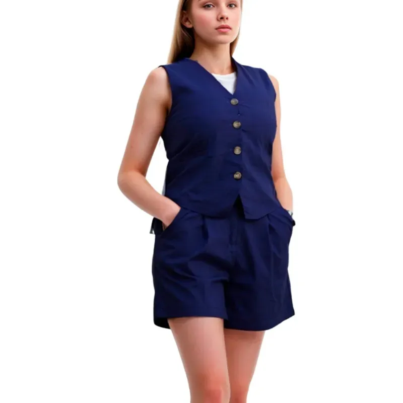 Conjunto De Short y Chaleco con Botones Dorados 