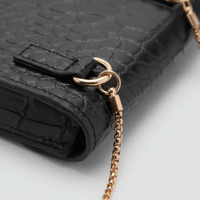 Funda móvil efecto cocodrilo Mango