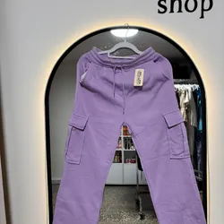 Jogger morado cargo 