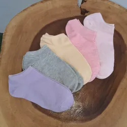 Medias de colores cortas