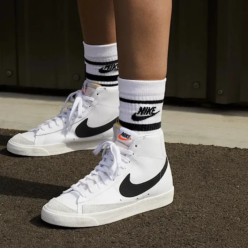 Nike Blazer Mid '77