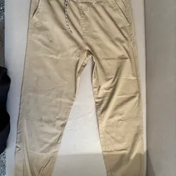 Pantalón beige 
