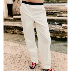 Pantalón con cintura negra