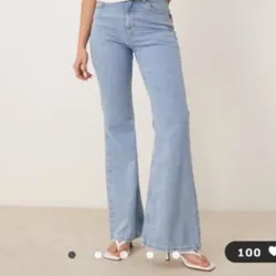 Pantalón de mezclilla