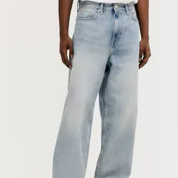 Pantalón de mezclilla 