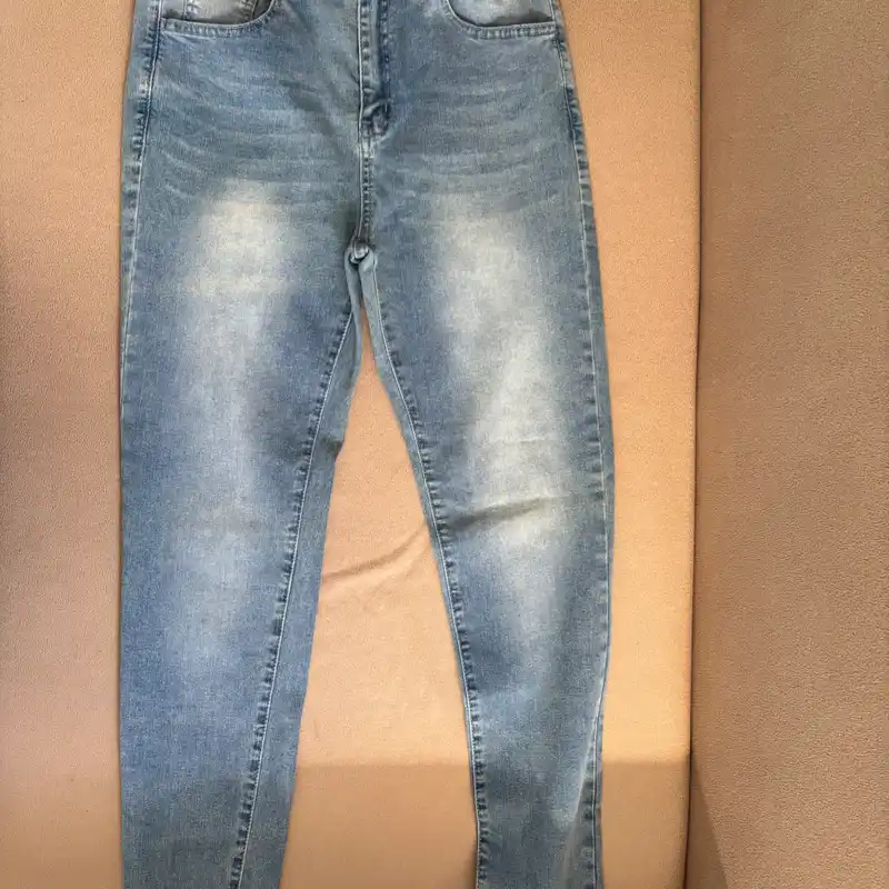 Pantalón de mezclilla